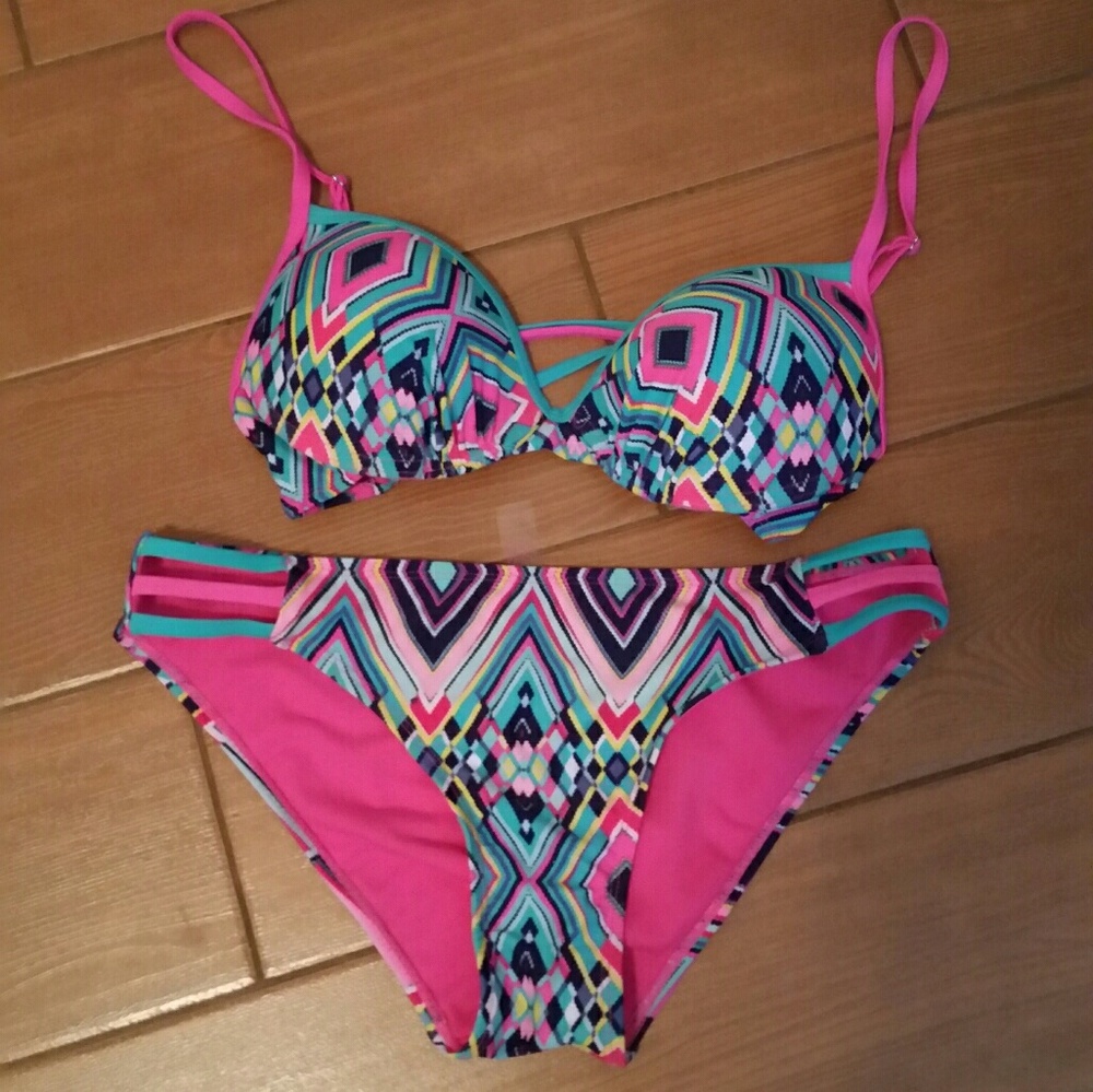 Coral Swimwear size Medium Strappy Bikini